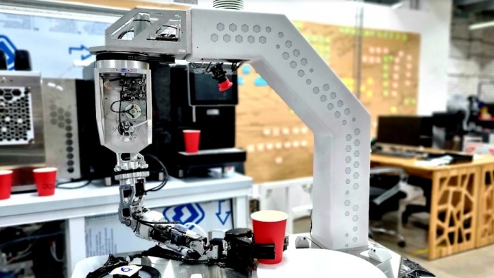 Пермская компания «Промобот» начал выпускать роботизированные руки-манипуляторы