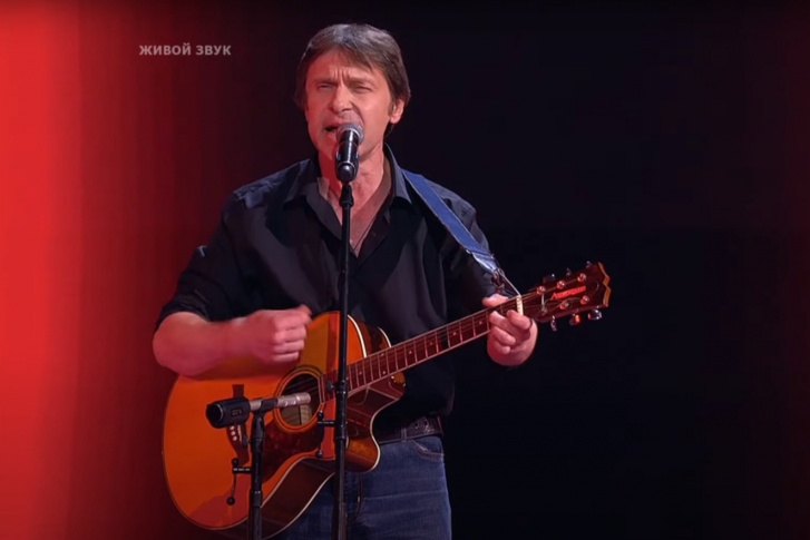 Александр Шпагин похож на Владимира Высоцкого Александр Шпагин похож на Владимира Высоцкого