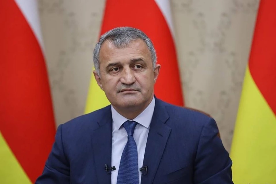 В основу указа о референдуме положено «историческое стремление народа Республики Южной Осетии к воссоединению с Россией»