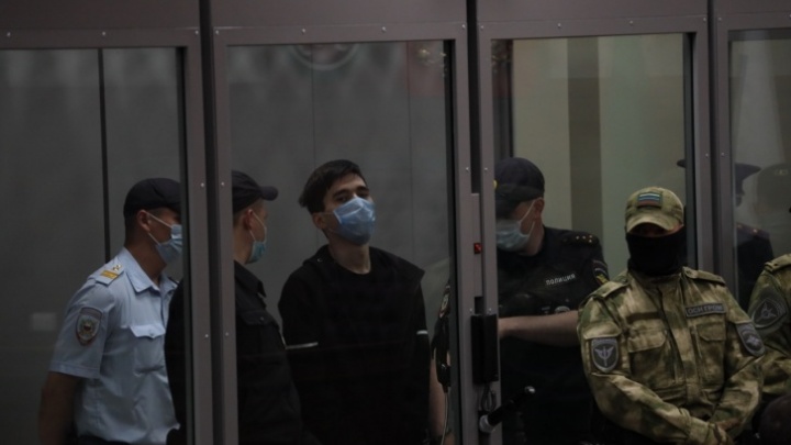 «Он так боялся смерти!»: родители казанского стрелка не верят в его виновность