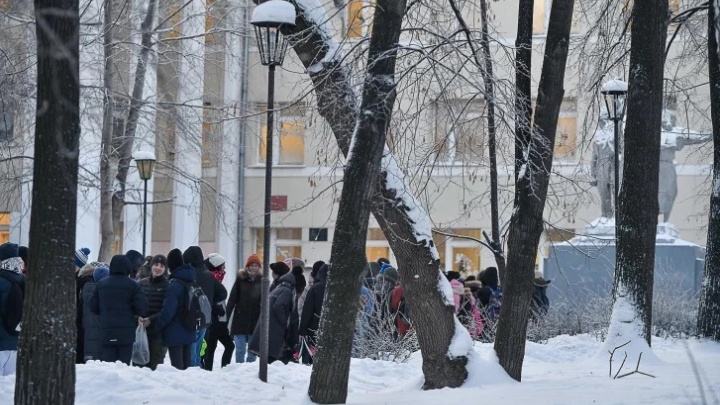 В Казани эвакуировали лицей. Что произошло?