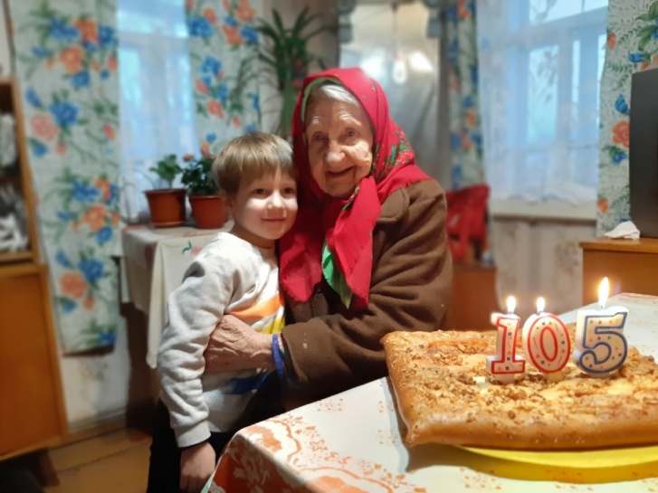 Августа Архиповна с праправнуком Мироном