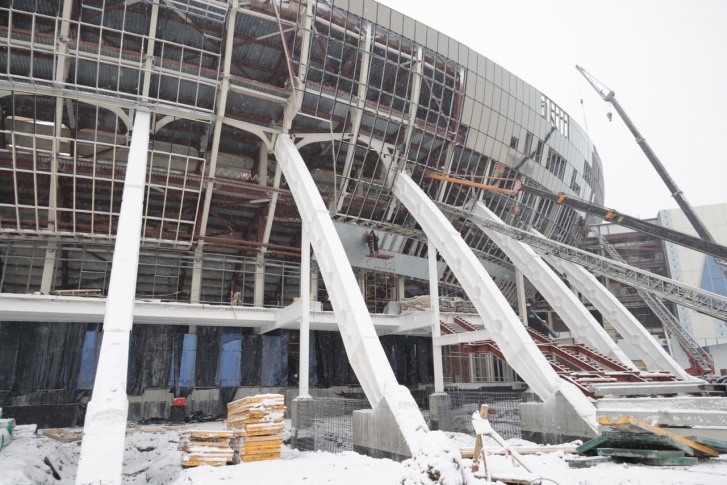 Строящаяся «Кузбасс-Арена» на данный момент готова примерно на 65%