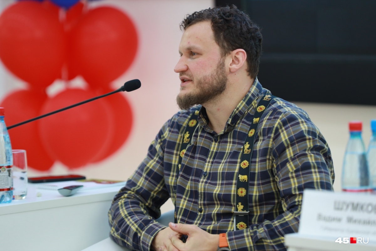 Сирота является председателем ассоциации «Народный фермер» и позвал всех создавать ассоциации, чтобы вместе лоббировать интересы предприятий Сирота является председателем ассоциации «Народный фермер» и позвал всех создавать ассоциации, чтобы вместе лоббировать интересы предприятий