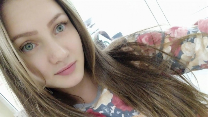 «Была в неадекватном состоянии»: в Екатеринбурге пропала девушка. В последний раз ее видели полуголой на Уктусе