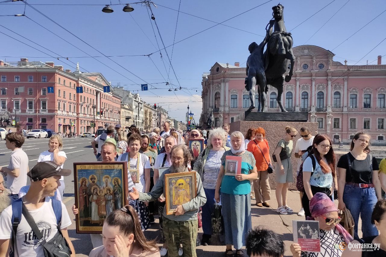 Прогулка по невскому