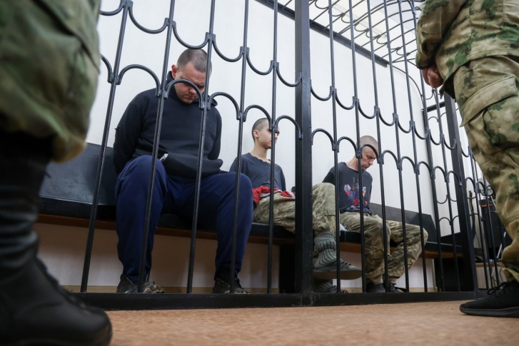 По законам ДНР приговоренных к смертной казни должны расстрелять, но еще могут помиловать и заменить наказание