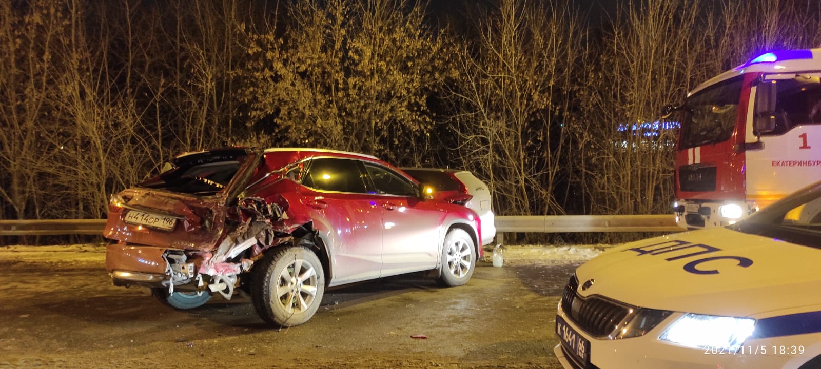 В Екатеринбурге у «КомсоМолла» произошла массовая авария