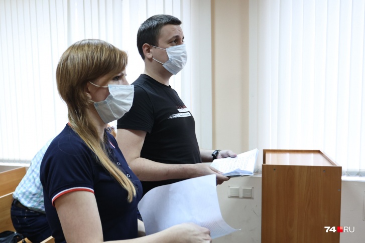Анастасию Сафонову и Дмитрия Цибуковского судили за вандализм и хулиганство, назначили им два и два с половиной года колонии общего режима соответственно. Супруги с приговором были не согласны Анастасию Сафонову и Дмитрия Цибуковского судили за вандализм и хулиганство, назначили им два и два с половиной года колонии общего режима соответственно. Супруги с приговором были не согласны