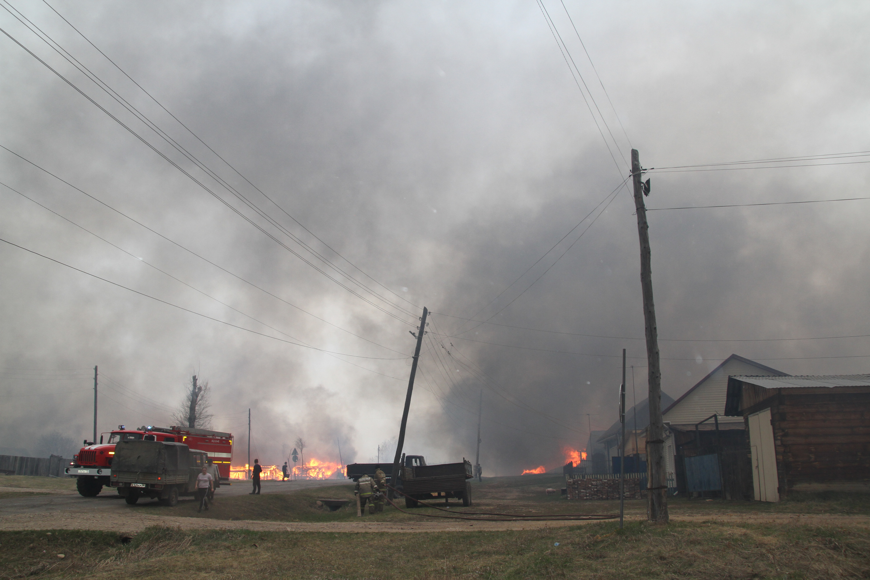Крупные пожары в поселках Тайшетского и Братского районов ликвидированы