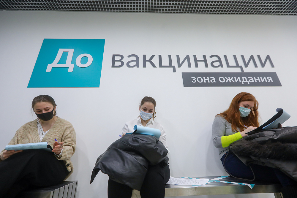 Дожали, ироды! Куда бежать, если срочно требуют QR-код или под угрозой билеты на самолет