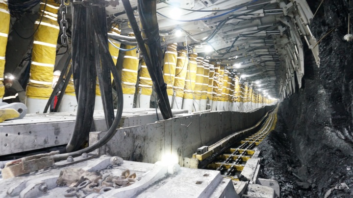 Эвакуация на шахте: задымление произошло на угольном предприятии в Кузбассе