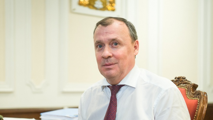 Мэр Екатеринбурга получил госнаграду от Путина. Рассказываем, какие бонусы к ней прилагаются