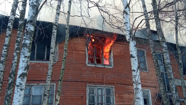 Стрим 29.RU: пожар в центре Архангельска
