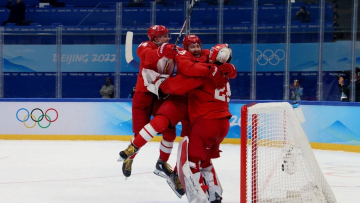 Сборная России — в финале: наши хоккеисты обыграли шведов по буллитам