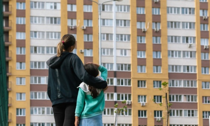 Потеряли миллионы: сотни красноярцев внезапно получили отказ по одобренной Сбербанком ипотеке и не могут вернуть свои залоги за жилье