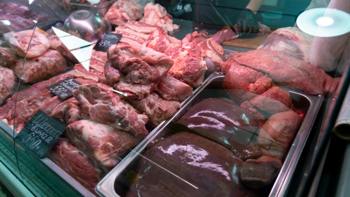 Какие цены на мясо можно встретить на Центральном рынке Архангельска