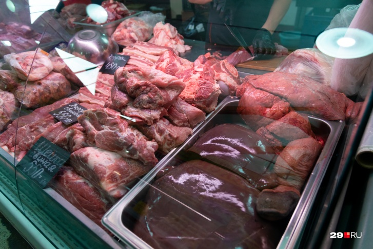 Мясо проходит контроль в лаборатории прямо на рынке
