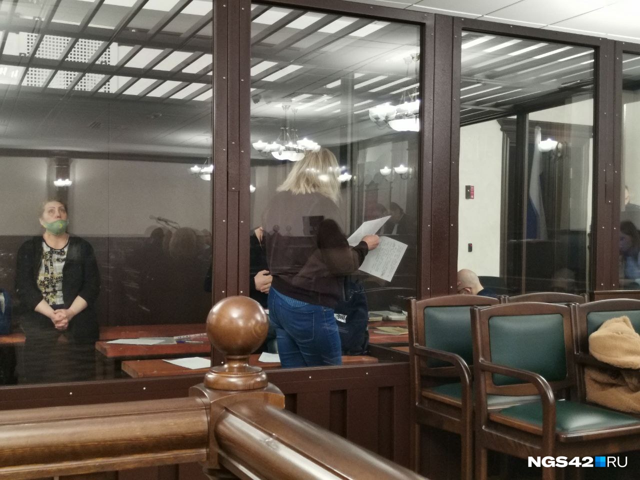Танзиля Комкова продолжает зачитывать последнее слово Танзиля Комкова продолжает зачитывать последнее слово
