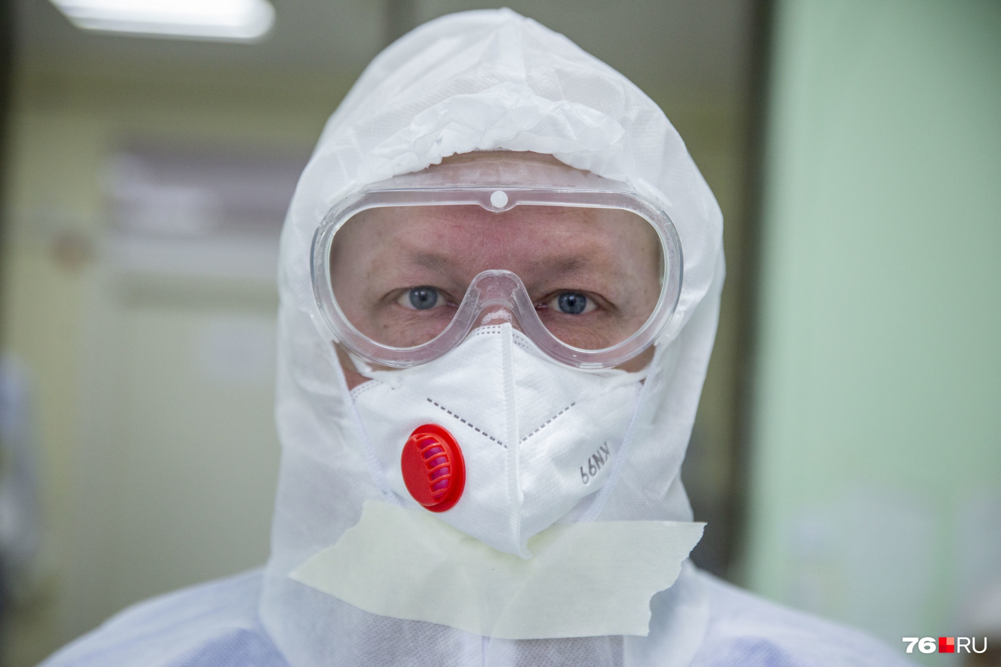 Михаил Осипов, руководитель Госпиталя ветеранов войн, где сейчас лечат самых тяжелых коронавирусных пациентов