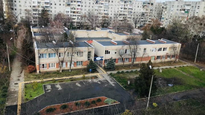 Проект общежития КубГУ в Комсомольском микрорайоне прошел экспертизу. Его хотят воткнуть среди пятиэтажек