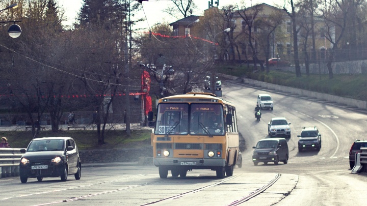 Зарабатывают миллионы, остаются копейки. Кто самый богатый автобусный перевозчик в Иркутске?
