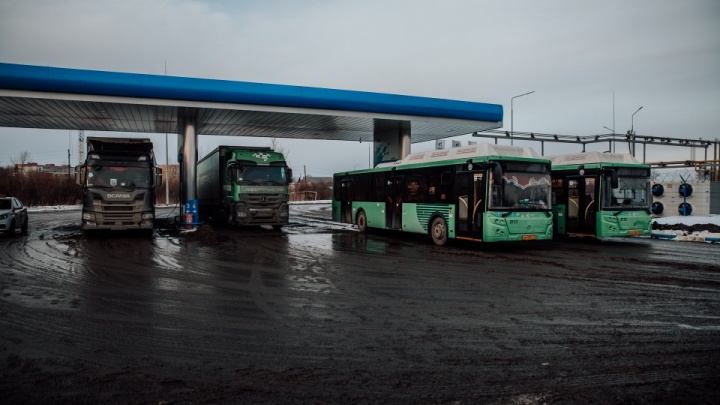 В Тюменской области построят 12 метановых заправок. Первую из них хотят открыть уже в этом году