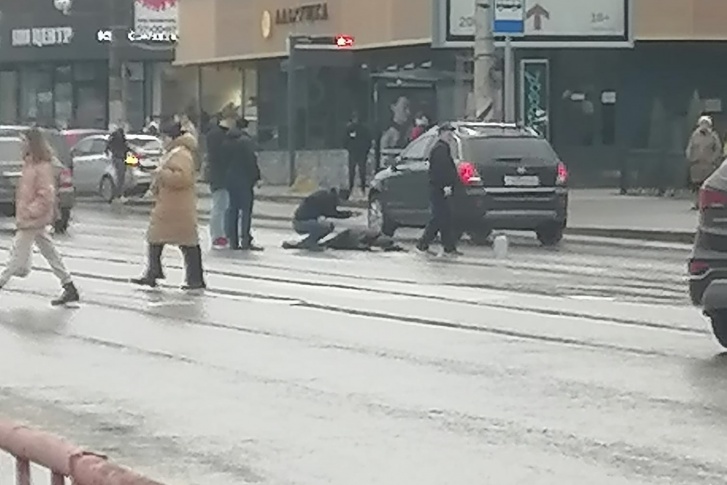 Пешехода сбили прямо на переходе