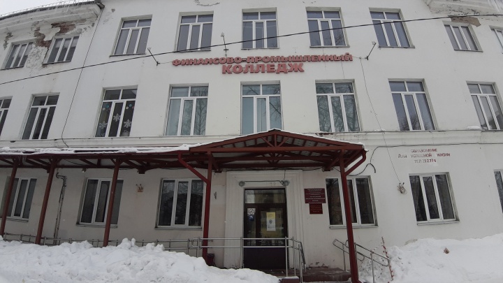 Ждут беженцев? Студентов колледжа в Архангельске попросили освободить комнаты в общежитии