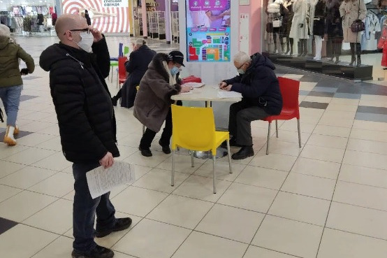 Еще в одном торговом центре Ярославля заработал пункт вакцинации от COVID-19