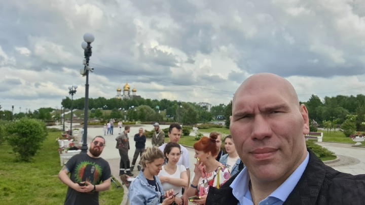 «Старайтесь, превращайте город в красоту»: депутат Николай Валуев дал совет жителям Ярославля