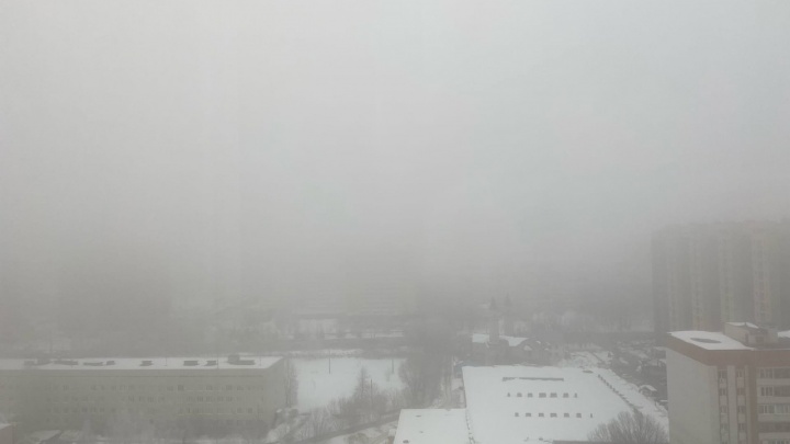Казань окутал густой туман. Как долго он продержится?