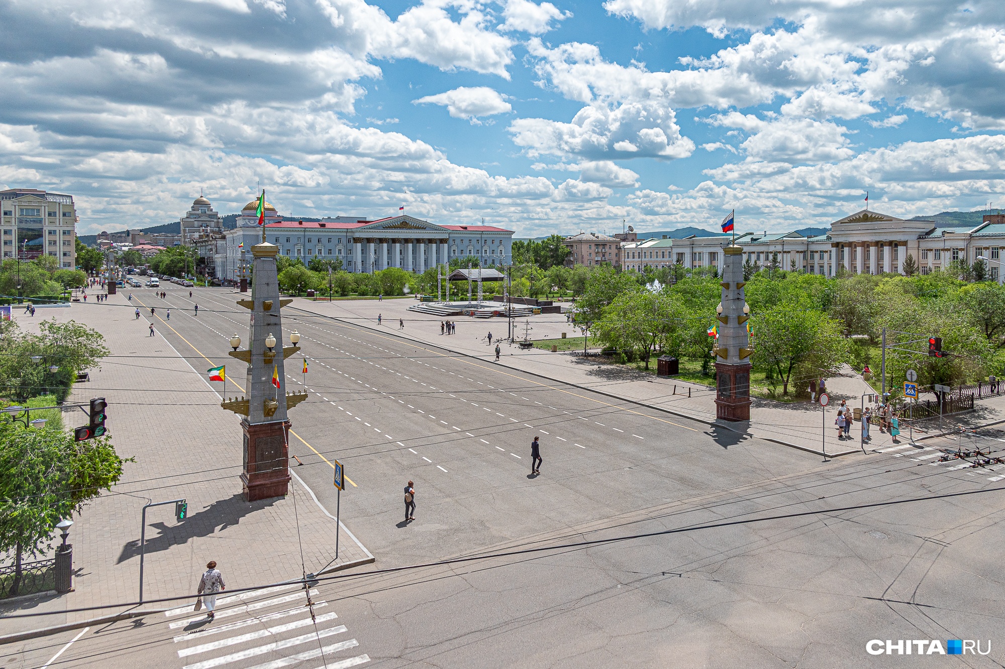 Площадь читы. Площадь Ленина Чита. Театральная площадь Чита. Площадь мира. Театральная площадь читы.