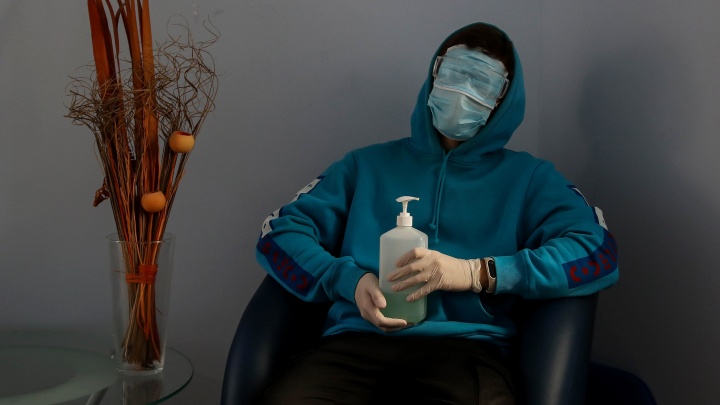В Нижегородской области отменили обязательное ношение масок. Их продолжат использовать медики и люди из группы риска