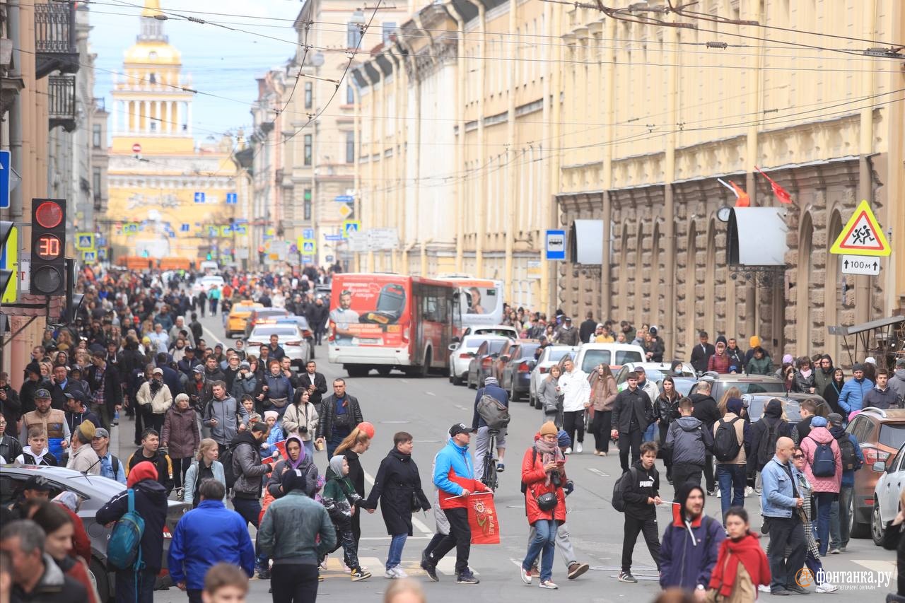 События санкт. Парад в Петербурге. Город. Новости СПБ. Питер кот парад.