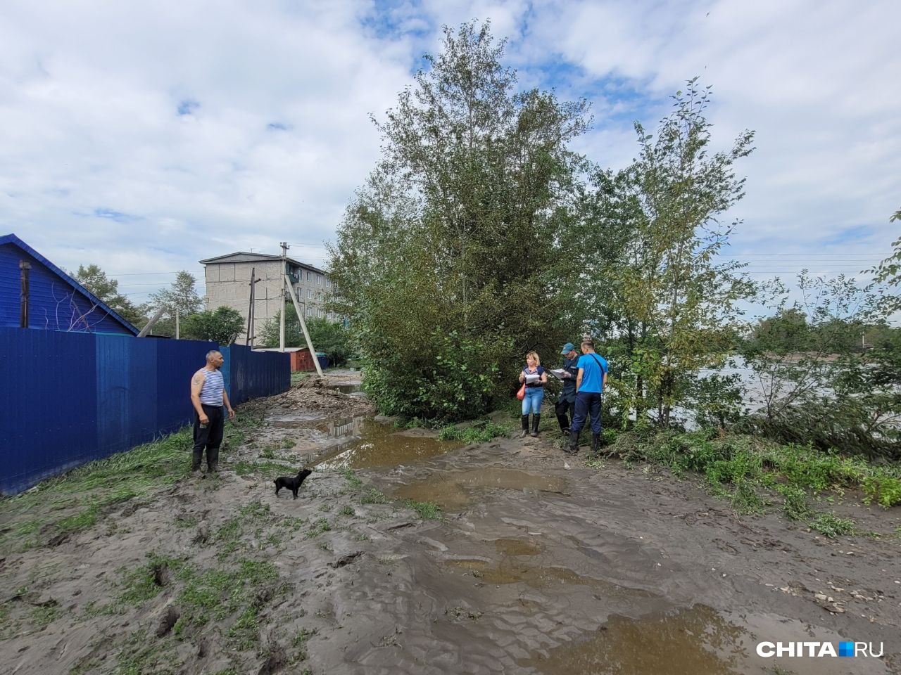 Комиссия по оценке ущерба пошла по дворам после наводнения в Чите