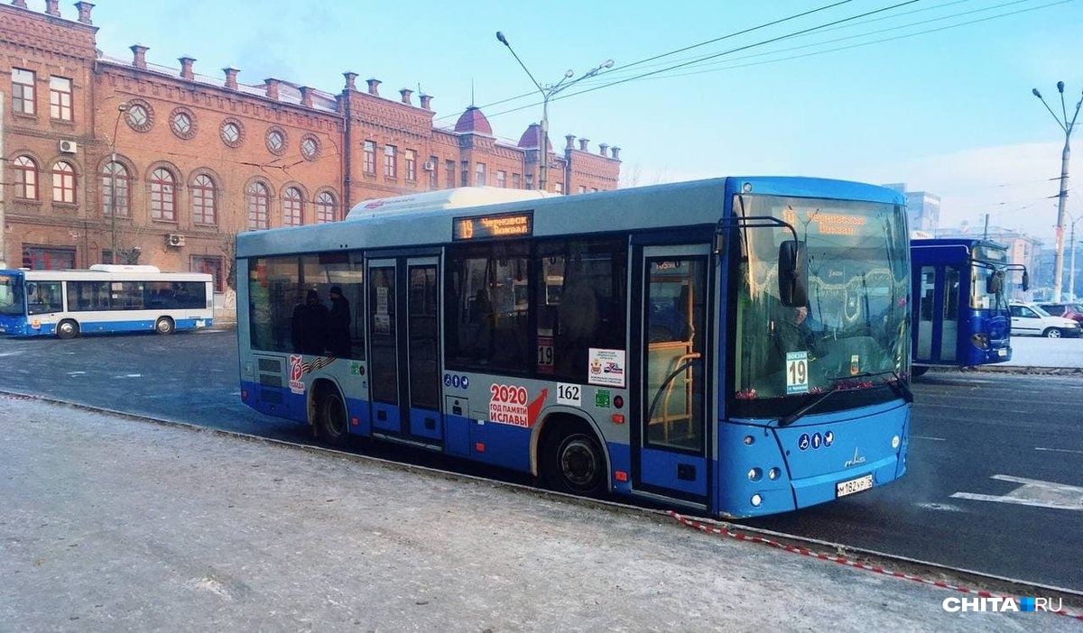 Маршруты автобусов изменят в Чите из-за перекрытия дороги на Бабушкина