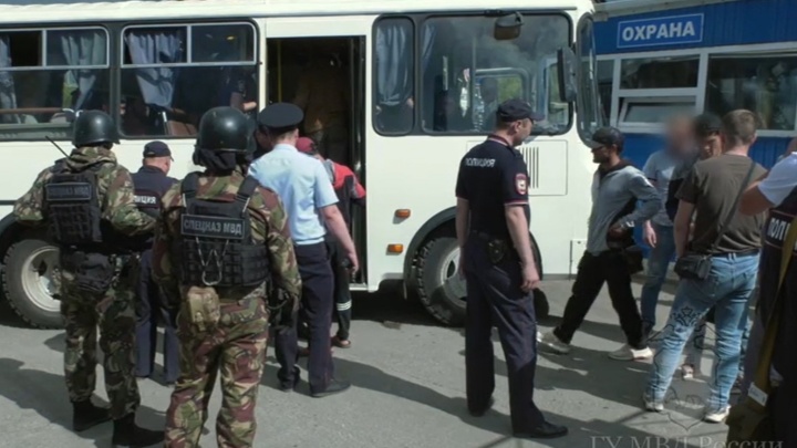 В Перми во время рейда полиция задержала 240 мигрантов