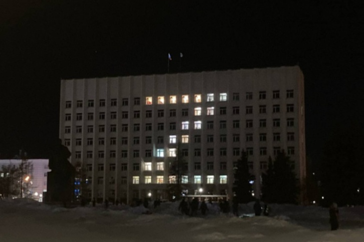 Так букву Z изобразили на здании областного собрания депутатов Так букву Z изобразили на здании областного собрания депутатов