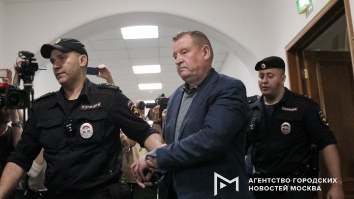 Помощник Колокольцева отправится в СИЗО по делу о махинациях с фондом содействия ГИБДД
