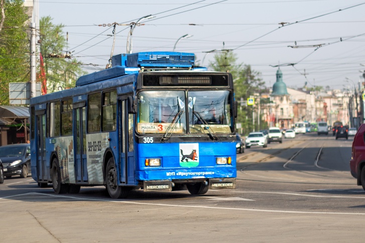 Стоимость проезда в троллейбусах Иркутска вырастет до 25 рублей
