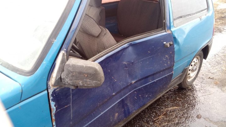 В Зауралье пьяный 19-летний водитель без прав на «Оке» сбил женщину и скрылся
