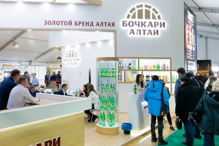 На выставке компании заключают контракты с закупщиками На выставке компании заключают контракты с закупщиками