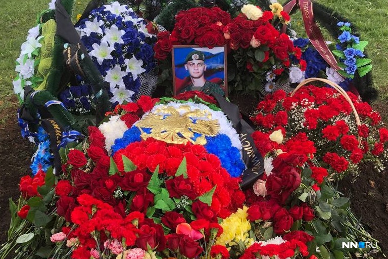 Никиту Кошелева похоронили на Смоленском кладбище в поселке Выездное Никиту Кошелева похоронили на Смоленском кладбище в поселке Выездное