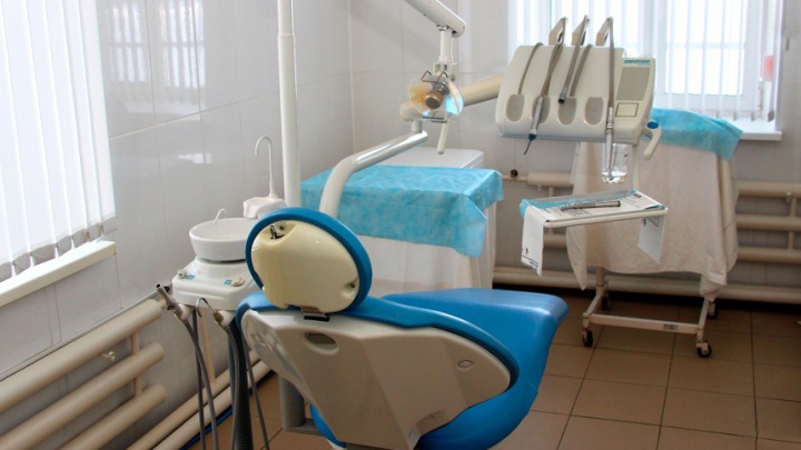 Минздрав опубликовал график работы омских стоматологов в праздники