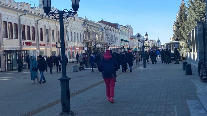 «Дизайн застрял в 90-х»: казанский урбанист сравнил главную улицу Казани с нижегородской Покровкой