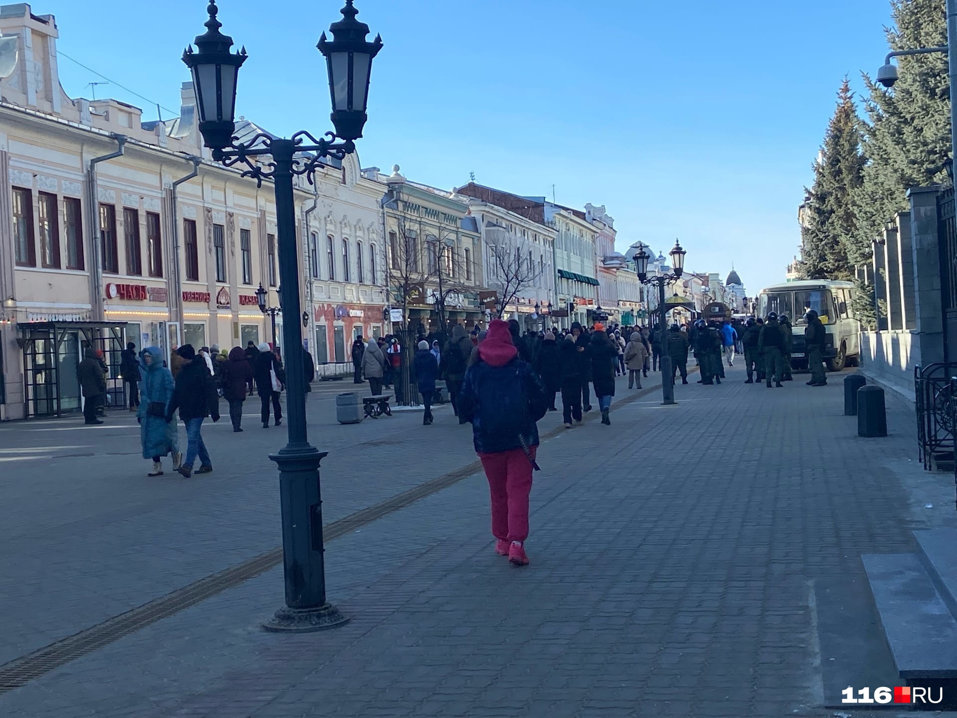 «Дизайн застрял в 90-х»: казанский урбанист сравнил главную улицу Казани с нижегородской Покровкой