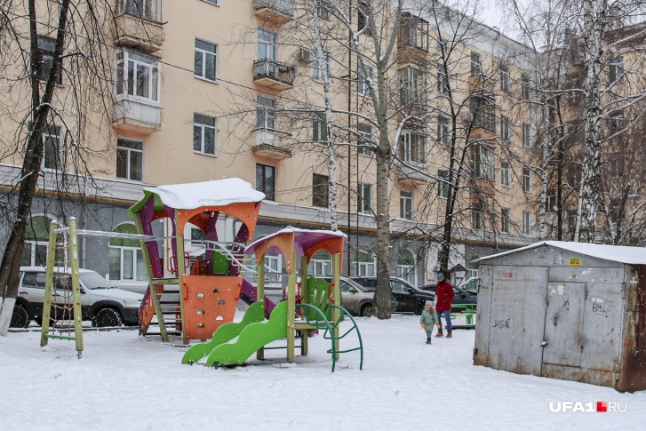 Уфа тоже может лишиться детских площадок