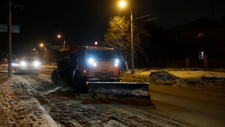 Администрация Волгограда отчиталась о ночной уборке улиц