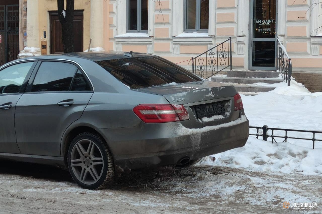 Это только присказка. На петербургских платных парковках — последние дни  вольницы >> Хроника дня >> Городской портал Санкт-Петербурга: новости,  погода, афиша, работа, объявления